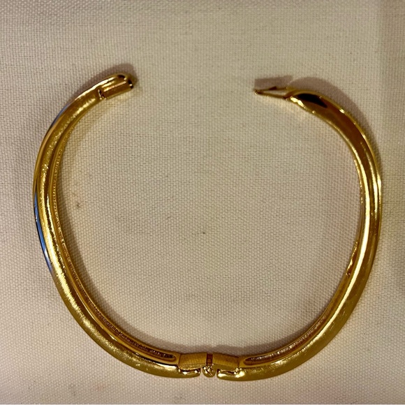 Swarovski Crystal and Gold Bracelet - Picture 10 of 16